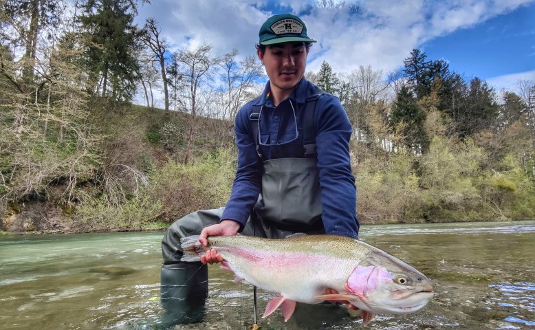 Big Rainbow April fishing Sa.